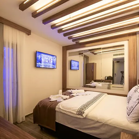 Di Poesia Deluxe Hotel 2*